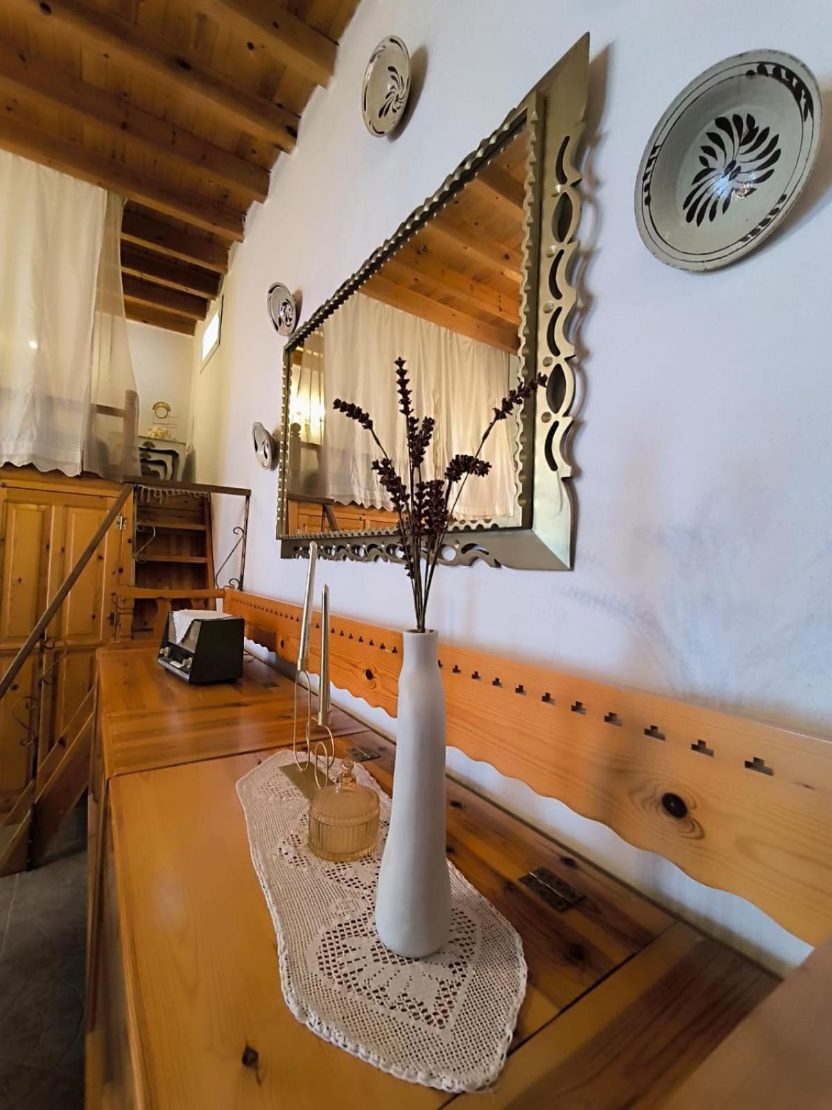 Rustic House Archangelos Арханґелос Екстер'єр фото